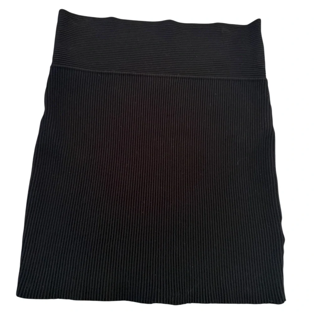 House of Harlow 1960 Black Ribbed Knit Mini Skirt Revolve Style Sz L